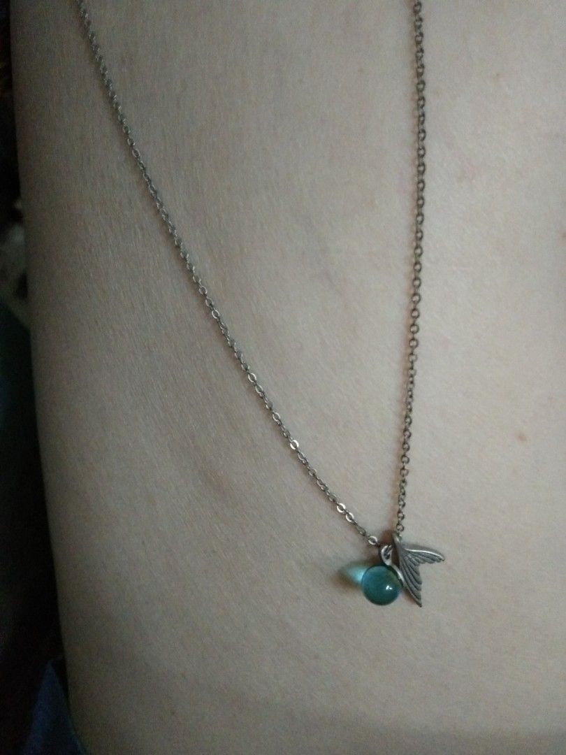 Silver necklace wd dolphin pendant (Category: Necklaces) located in Quezon City. Submitted by eidorableshop (Listing ID 1469510529, Image 2). Description: .