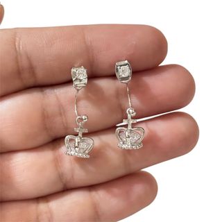 (Category: ) located in . Submitted by dalle_closet (Listing ID 1469429127, Image 1). Description: .