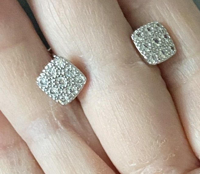 Simple Minimalist Square Cubic Zirconia Stud Earrings (Category: Earrings) located in Quezon City. Submitted by marissa_castillo (Listing ID 1469466610, Image 2). Description: Condition: brand new Measurement: 9mm c 9mm Color: as the picture shows Material: cubic zirconia; copper Style: simple Price: php290 Mode of Payment: Bpi or Bdo only gcash not available cod discontinued NOTE: free shipping thru J&texpress only (price as is) .
