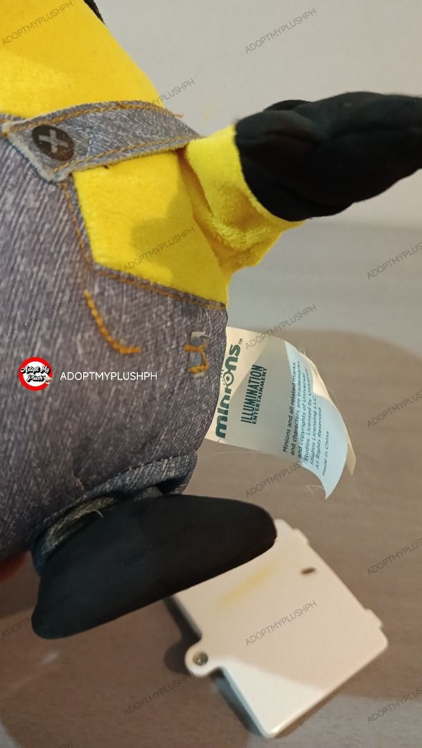 Sing 'n Dance Bob Minion Interactive Plush (Category: Interactive Toys) located in Taguig. Submitted by adopt.my.plush.ph (Listing ID 1469529577, Image 2). Description: Minions Sing 'n Dance Bob Interactive Plush Toy Released around the 2015 Minions movie By THINKWAY TOYS It responds to your voice, sings and talks with original movie audio, and moves its arms and legs to the music. Key Features • Voice & Sound: Sings, talks, and reacts to sound o