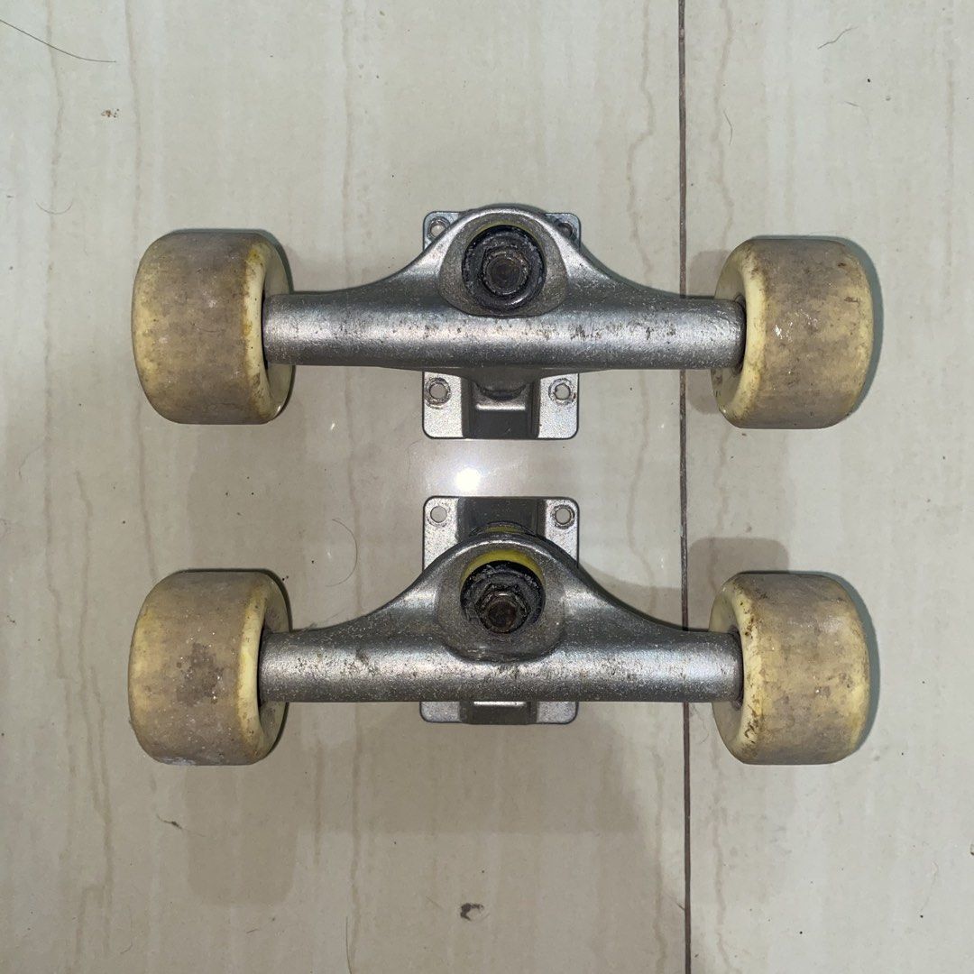 Skateboard Blank Trucks and Wheels Set size 149 (Category: Skates, Rollerblades & Scooters) located in Caloocan City. Submitted by fuhyotoinbout (Listing ID 1469504658, Image 1). Description: Size 149 No issue! 8/10 1 month lang nagamit to..