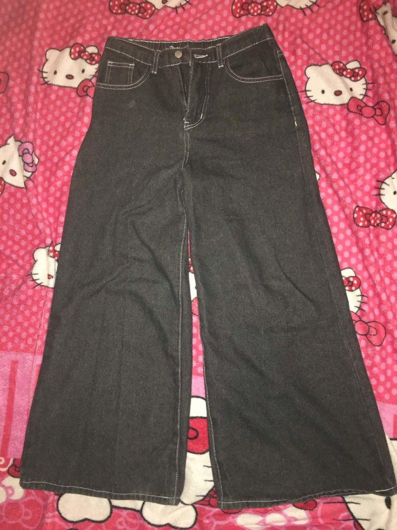 Skeleton Baggy Jeans (Category: Jeans) located in Las Pinas. Submitted by fusionpurp (Listing ID 1469566956, Image 2). Description: .