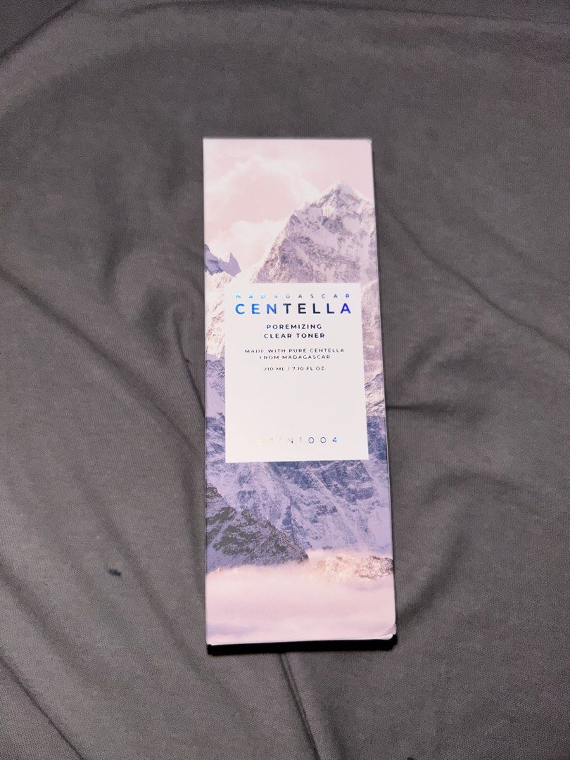 SKIN1004 Poremizing Clear Toner 125ml (Category: Face Care) located in San Pedro. Submitted by tiffanymes44094 (Listing ID 1469499190, Image 1). Description: Brand new, sealed, and original. Expiration date is around 2028 to 2029. MOD: jnt/lalamove/pickup MOP: gcash/maya/bank transfer/cash for pickup Strictly payment first for jnt & lalamove..