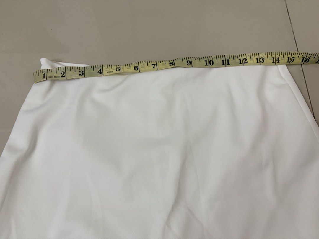 Skirt with inner shorts (Category: Skirts) located in Quezon City. Submitted by myfabpreloved (Listing ID 1469517679, Image 3). Description: Stretchable fit upto 32” .