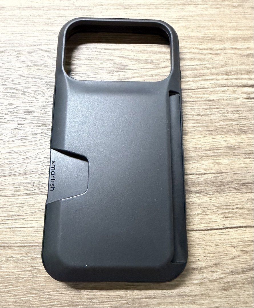 SMARTISH WALLET for IPhone pro 17 (Category: Cases & Sleeves) located in Pasig City. Submitted by da__44 (Listing ID 1469454541, Image 2). Description: .
