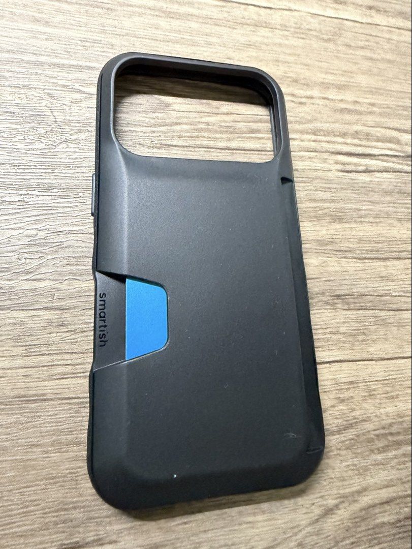 SMARTISH WALLET for IPhone pro 17 (Category: Cases & Sleeves) located in Pasig City. Submitted by da__44 (Listing ID 1469454541, Image 1). Description: .