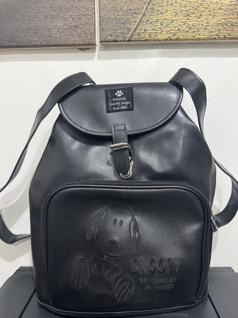 Snoopy Black Faux Leather Backpack Peanuts Charles Schulz (Category: Backpacks) located in Imus. Submitted by budolfindsimus (Listing ID 1469499980, Image 1). Description: 🖤 SNOOPY JAPAN BACKPACK - MAGAAN & MALINIS LOOB 🖤 No brand pero Japan source at ang cute! Snoopy lovers, eto na! 😍 DETAILS: Brand: No brand (Japan Source) - Snoopy by Charles M. Schulz Material: Premium Faux Leather / Synthetic Leather (High Quality Japan) Hindi tunay na lea