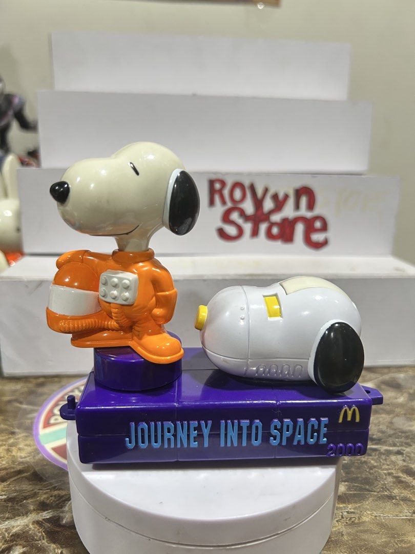 snoopy collectible figures (Category: Figurines & Statues) located in Caloocan City. Submitted by rovynstore30 (Listing ID 1469537491, Image 3). Description: snoopy collectible figure 8 pcs. ufs made for mcdo 2pcs. peanuts ufs take all 10 pcs. 620 pesos only! good for collection 1st to pay via gcash as is, what you see is what you get mod: lalamove, spx or 🍊checkout *crossposted #rovynstore.