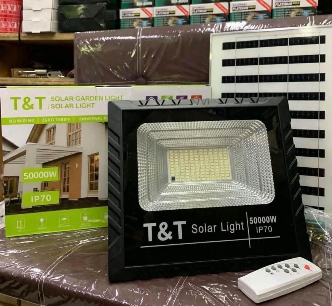 Solar light (Category: Lighting) located in Manila. Submitted by yzlshop (Listing ID 1469451967, Image 2). Description: .