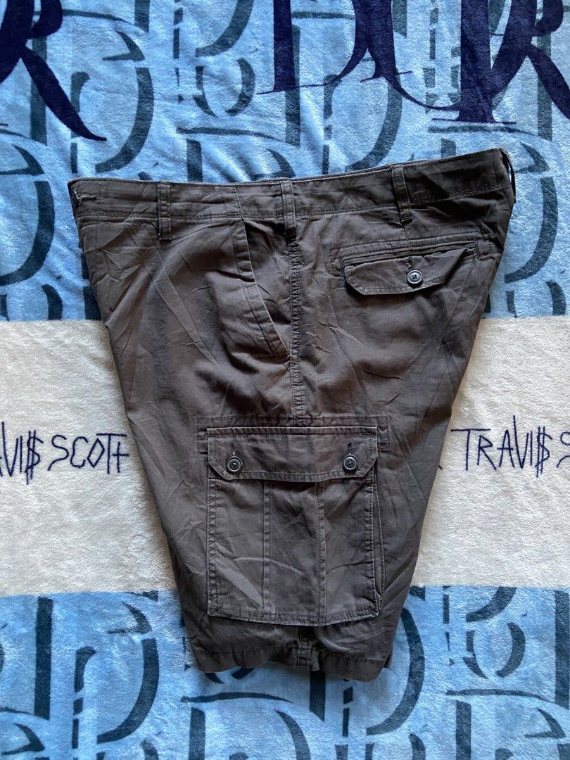 SONOMA CARGO SHORT (Category: Shorts) located in Davao. Submitted by re.wornn (Listing ID 1469480429, Image 3). Description: •WAIST38 LENGTH20 •GOOD AS NEW CONDITION 🏷️450 ADD SHIP 📩DM.