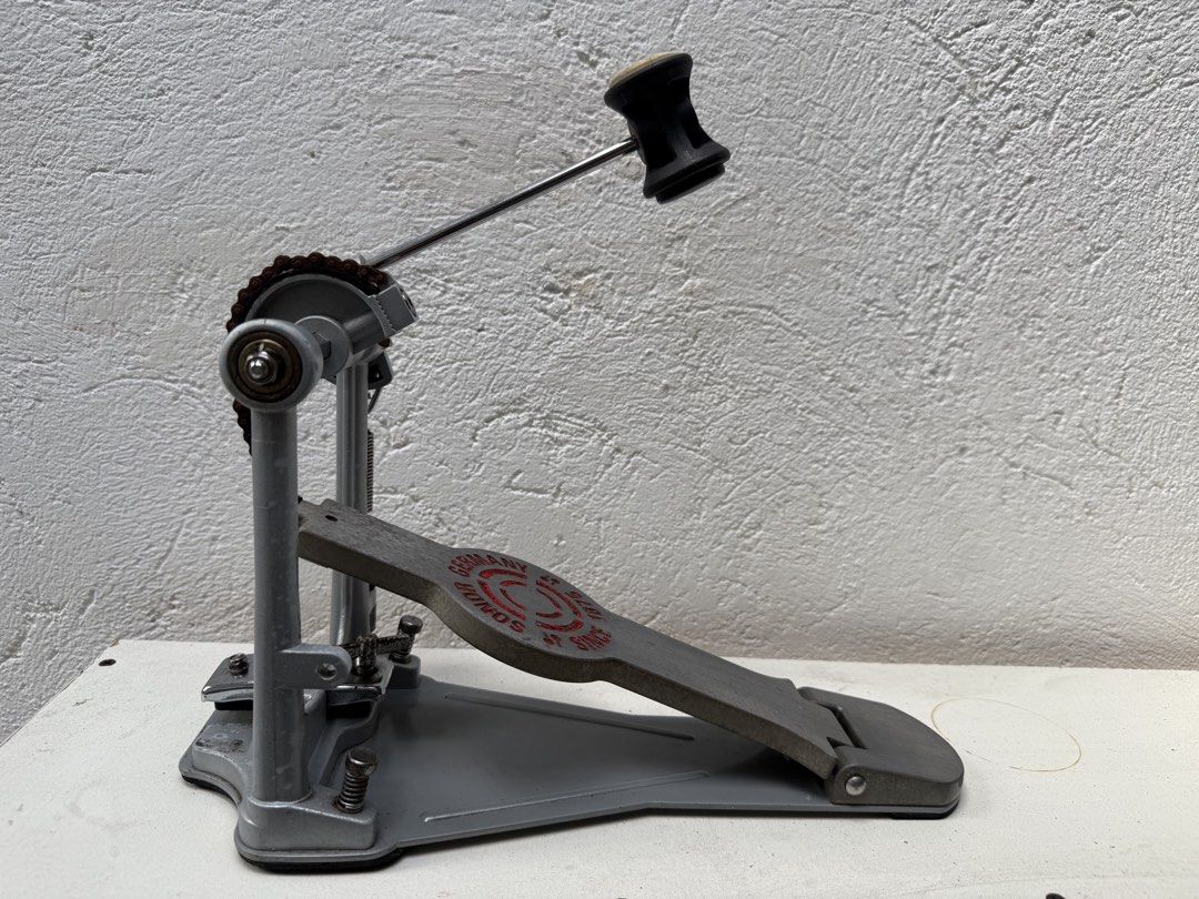 Sonor Single pedal (Category: Musical Instruments) located in Manila. Submitted by mcrns628 (Listing ID 1469412586, Image 1). Description: Used sonor single pedal Single chain Long footboard Signs of usage Bought 2nd hand Used it twice Nakatambak na lang +sf Meet up 👍🏻.