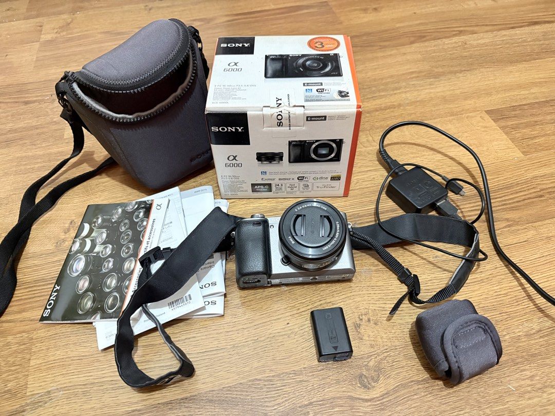 SONY A6000 (Category: Cameras) located in Manila. Submitted by zoemycat (Listing ID 1469419176, Image 1). Description: SONY A6000.