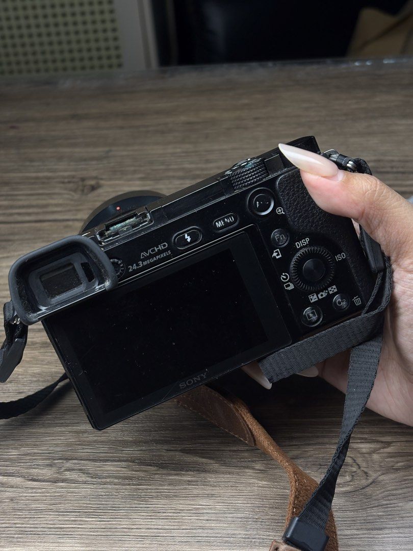 Sony Alpha A6000 Mirrorless Camera with Lens (Category: Cameras) located in Manila. Submitted by sophiaamargaret (Listing ID 1469498234, Image 3). Description: 📸 FOR SALE: SONY A6000 📸 💸 ₱23,000 — Slightly Negotiable! RUSH SELLING! ✨ Grab this Sony A6000, perfect for beginners, content creators, travel, and everyday photography. 🤍 Inclusions: ✔️ Sony A6000 camera body ✔️ 18–55mm lens ✔️ Original Sony strap ✔️ Battery + spare battery ✔️ Leathe