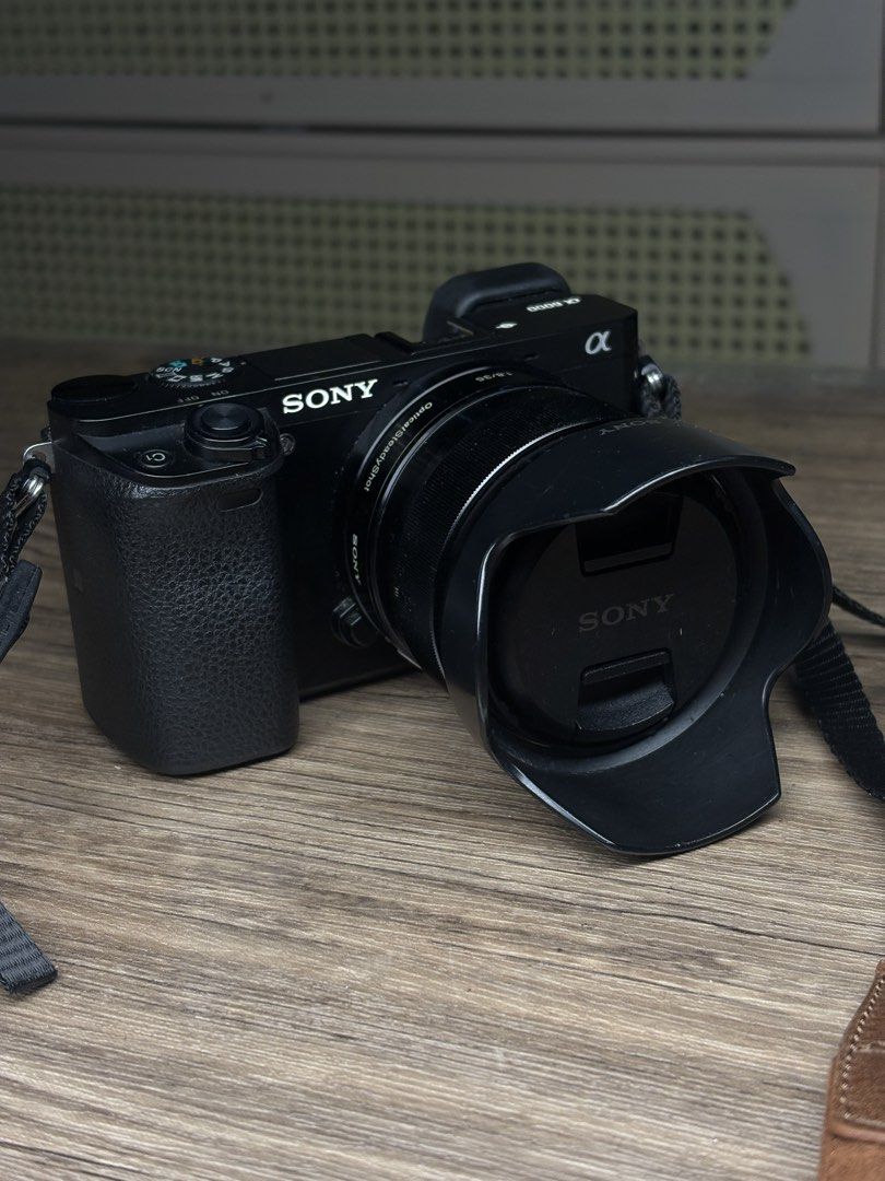 Sony Alpha A6000 Mirrorless Camera with Lens (Category: Cameras) located in Manila. Submitted by sophiaamargaret (Listing ID 1469498234, Image 2). Description: 📸 FOR SALE: SONY A6000 📸 💸 ₱23,000 — Slightly Negotiable! RUSH SELLING! ✨ Grab this Sony A6000, perfect for beginners, content creators, travel, and everyday photography. 🤍 Inclusions: ✔️ Sony A6000 camera body ✔️ 18–55mm lens ✔️ Original Sony strap ✔️ Battery + spare battery ✔️ Leathe