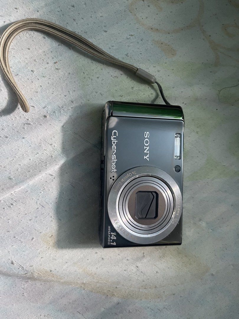 Sony Cybershot dsc w370 digital camera digicam (Category: Cameras) located in Rizal. Submitted by maiiyqep (Listing ID 1469493427, Image 1). Description: ‼️ PLEASE READ CAREFULLY BEFORE BUYING ‼️ Working Sony Cyber-shot DSC-W370 * All buttons are working * Charges properly * Fully functional * Works best only at night or in dark areas * Video camera is still working * RFS: Buying a new camera / need additional funds ‼️ ISSUES ‼️ * LCD is dirty an
