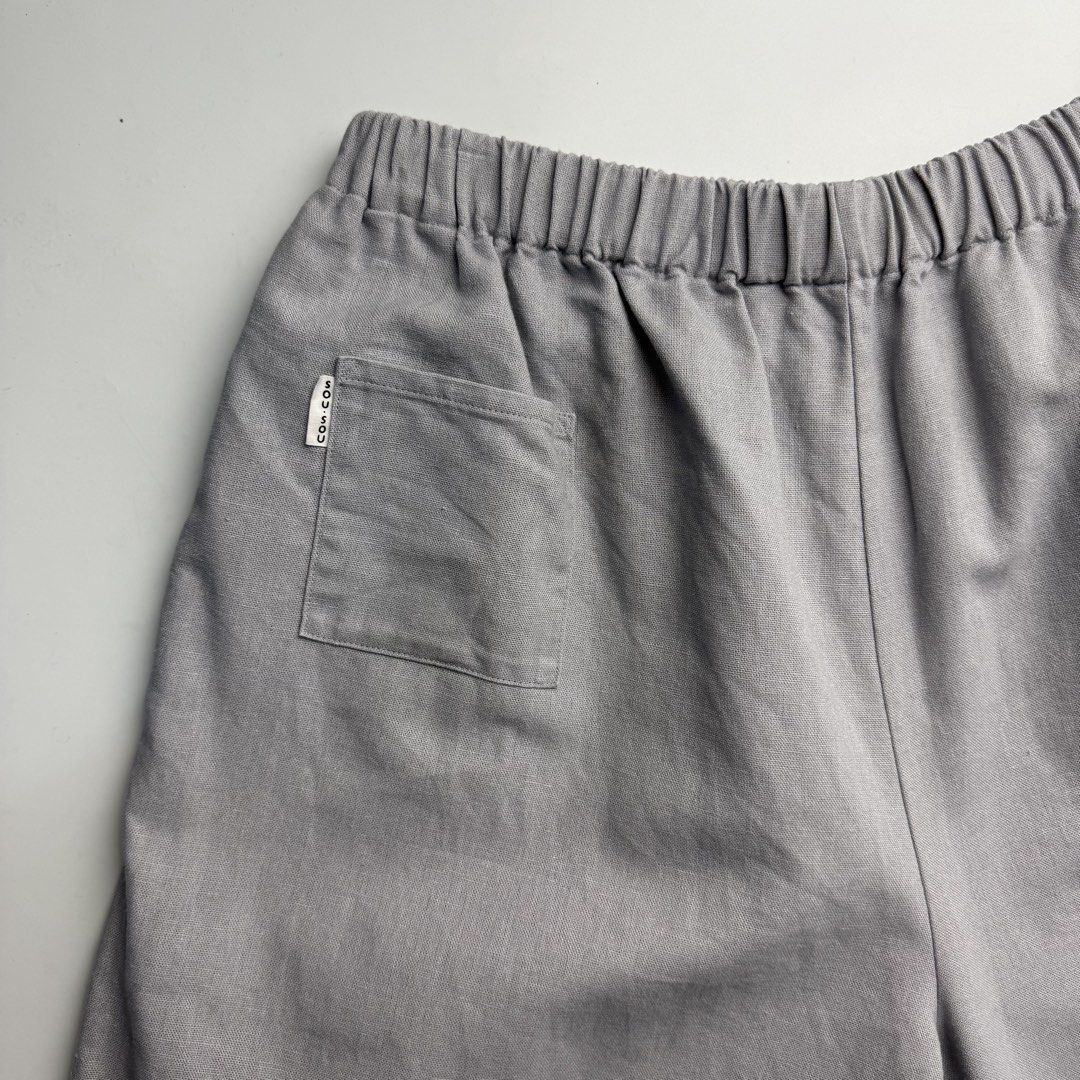 Sou Sou Wide Leg Trouser (Category: Other Bottoms) located in Quezon City. Submitted by beastmnl (Listing ID 1469488786, Image 2). Description: Waist 27 ++ Length 28 .