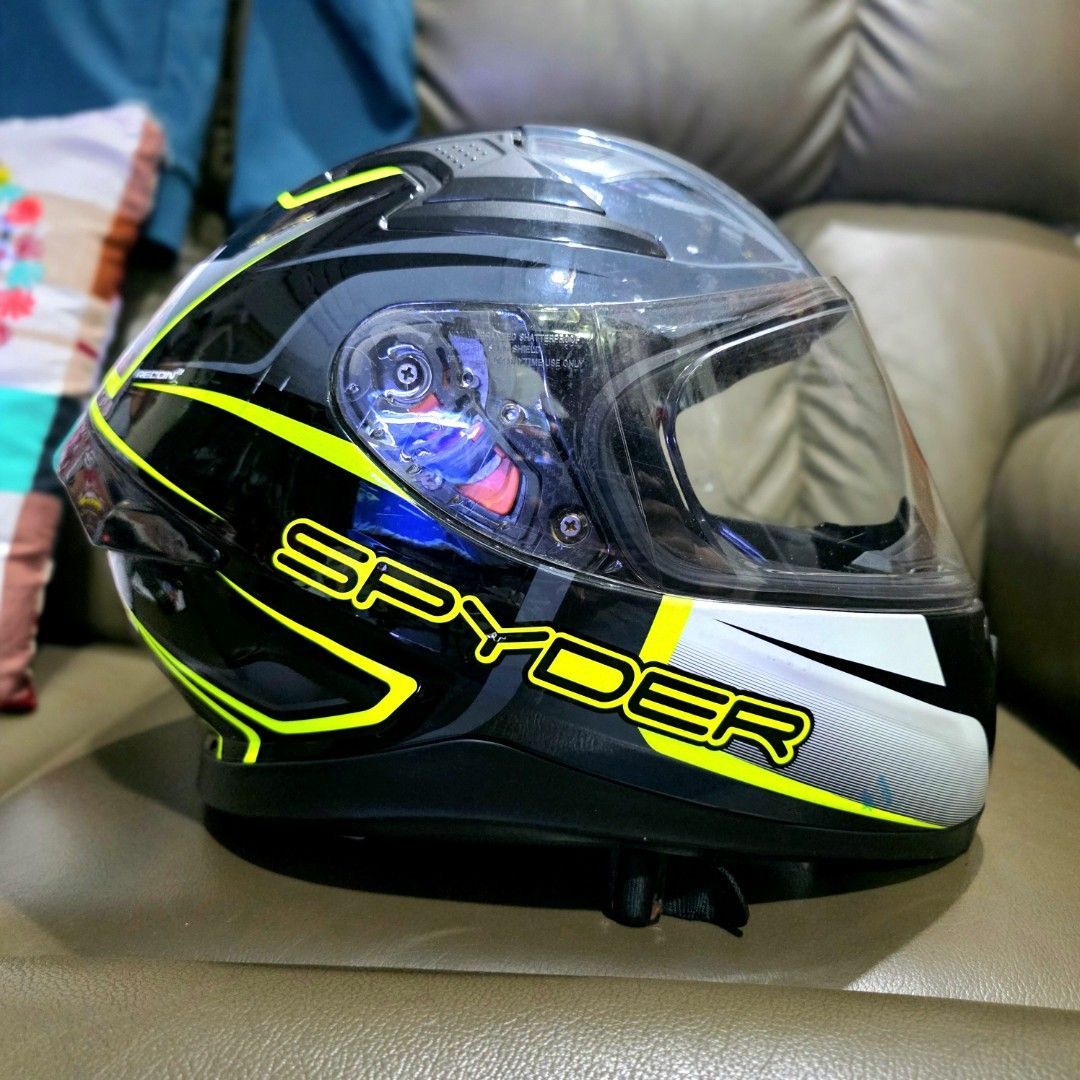 Spyder helmetECER22-05 Xtra Large (Category: Helmets and other Riding Gears) located in Manila. Submitted by arianne0828 (Listing ID 1469538710, Image 1). Description: used. pickup Pritil Tondo.