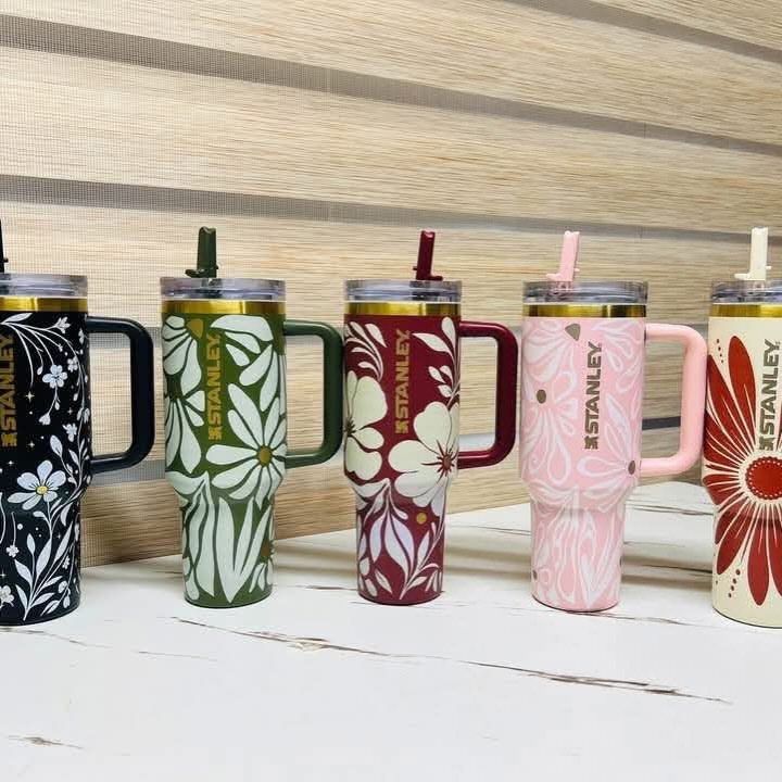 Stanley Quencher H2.0 Flowstate Tumbler (Category: Water Bottles & Tumblers) located in Guinobatan. Submitted by jadieee_young22 (Listing ID 1469422366, Image 2). Description: STANLEY QUENCHER H2.0 FLOWSTATE 40oz • comes with box, manual, & straw • mall pull out quality (do some research before buying) • pre-order (3-5 days process only) • actual photos | what you see is what you get • can ship nationwide via tiktok co ps. since pre- order, only 