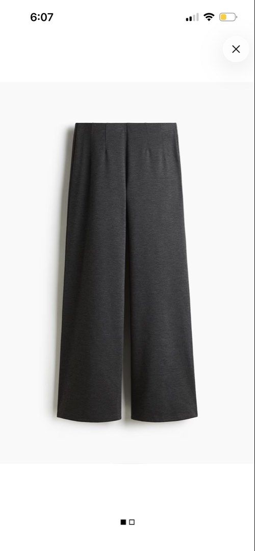 Straight-Leg Pants Dark Gray Melange (Category: Jeans) located in Quezon City. Submitted by chingg13 (Listing ID 1469488817, Image 2). Description: - Style: Straight-leg trousers in dark gray melange - Fit: Regular, fits sizes XXS to S - Waist: Comfortable pull-on style with a smooth waistband - Texture: Clean look with visible ribbed knit fabric close-up - Versatility: Great staple piece for daily wear or office outfits, easy to match with blous