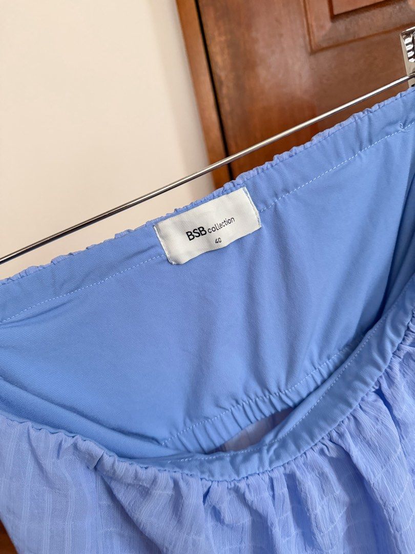 Strapless Top with Ties (Category: Sleeveless) located in Paranaque City. Submitted by consciouscleanout (Listing ID 1469413599, Image 3). Description: .
