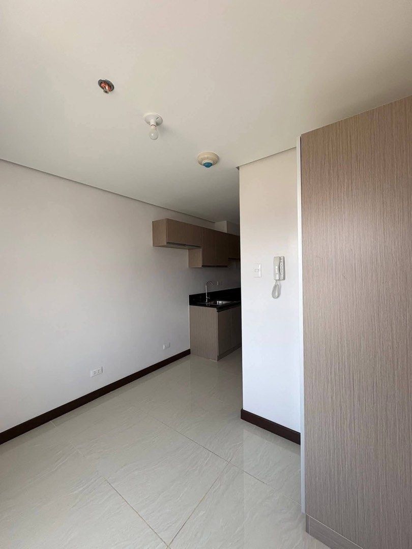Studio Unit with Kitchen and Bathroom (Category: Apartments & Condos) located in Manila. Submitted by sophia____ (Listing ID 1469495945, Image 3). Description: - Ready for occupancy - Turnover by December - Brand new unit - Remaining balance can be thru bank financing - Prime location.