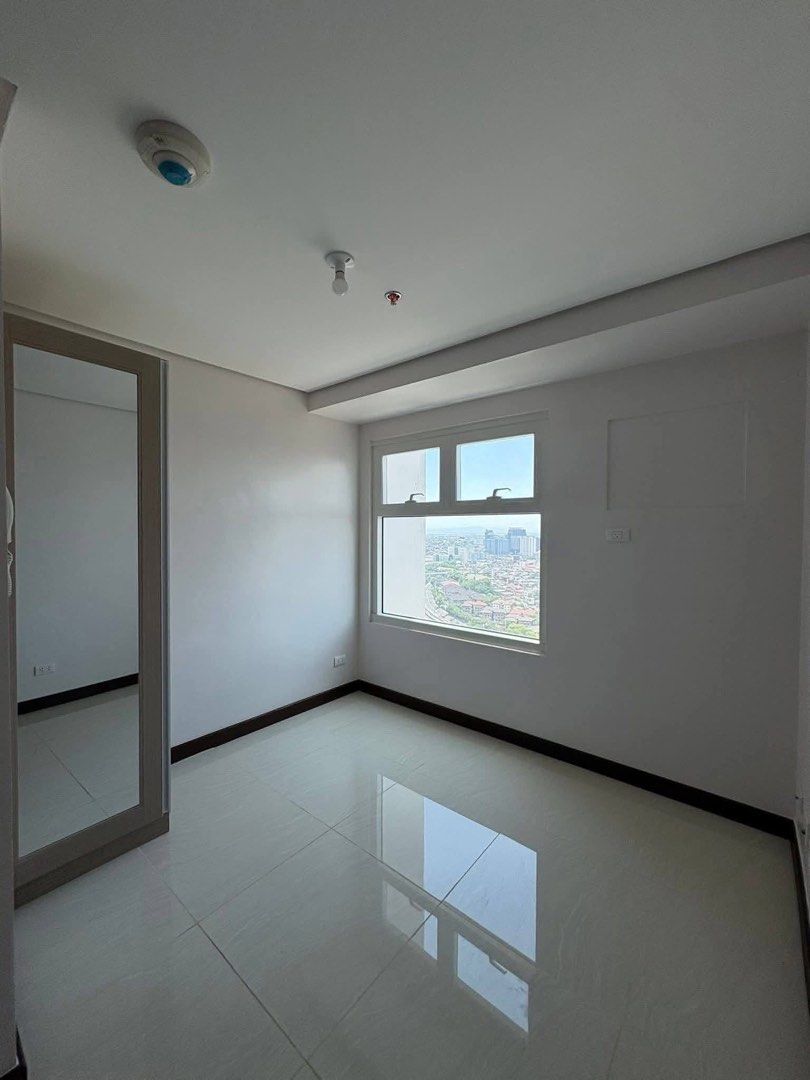 Studio Unit with Kitchen and Bathroom (Category: Apartments & Condos) located in Manila. Submitted by sophia____ (Listing ID 1469495945, Image 2). Description: - Ready for occupancy - Turnover by December - Brand new unit - Remaining balance can be thru bank financing - Prime location.