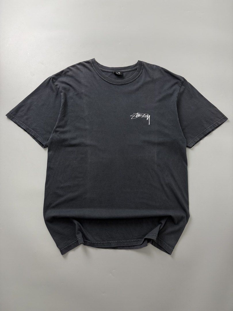 Stussy (Category: Tshirts & Polo Shirts ) located in Pila. Submitted by villanueva80826 (Listing ID 1469527016, Image 3). Description: Stussy Size:large •Width:22 •Length:31 •heavy cotton •Condition:9/10 •Color rate:9/10 Mine:680 +Shipping fee Issue:sign of usage like minimal discoloration not noticeable due to his color way Still in good condition Still wearable .