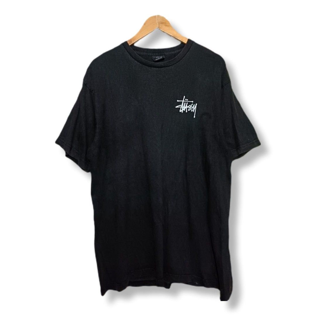 Stussy dice (Category: Activewear) located in Bacolod City. Submitted by streetlux.ph_v2 (Listing ID 1469536458, Image 1). Description: Stussy dice🎲 ✔️Large on tag ✔️ 23 by 30 ✔️ Good condition ✔️ No sidestitch ✔️8.7/10 cr ✔️ With hairlines 💰680 Freeship only Location: Bacolod City ✈️.