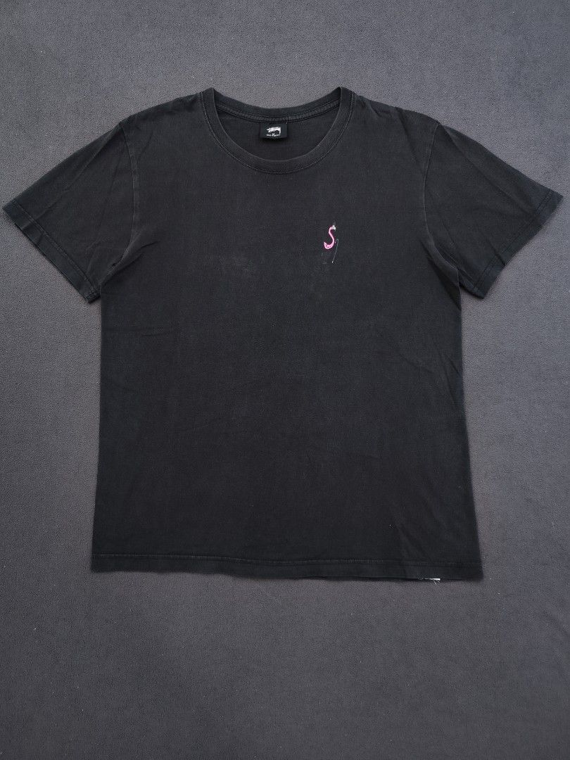 Stussy Flamingo Tee (Category: Tshirts & Polo Shirts ) located in Bulacan. Submitted by emilj23 (Listing ID 1469429617, Image 3). Description: Stussy Flamingo Tee Size M on tag L 26.5 W 20 Condition 8.5/10 Color rate 8.5/10 Issue White Stain.