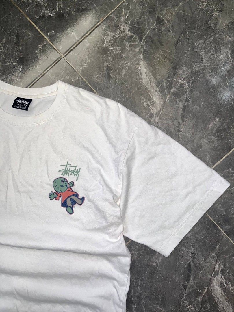 Stussy tee (Category: Tshirts & Polo Shirts ) located in Cabagan. Submitted by ronesmabe (Listing ID 1469495423, Image 3). Description: 22x27 large issue hairline need wash off lang good for psg.