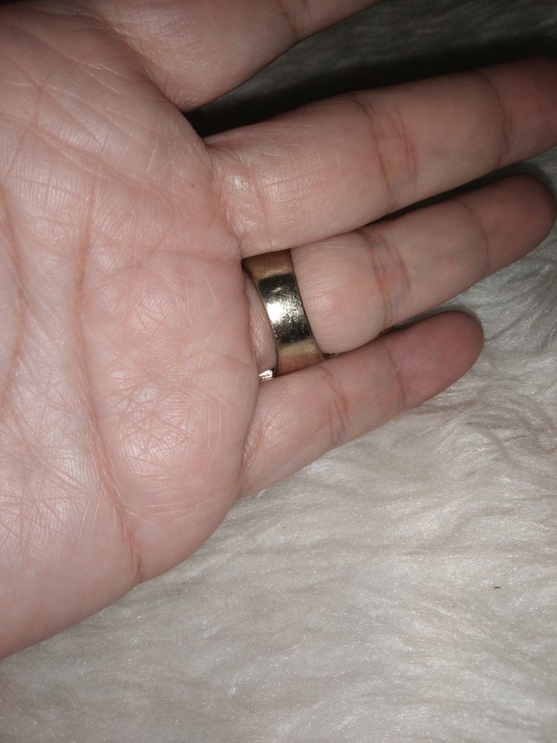 Stylish zigzag design ring non tarnish gold stainless (Category: Rings) located in Quezon City. Submitted by eidorableshop (Listing ID 1469396346, Image 2). Description: .