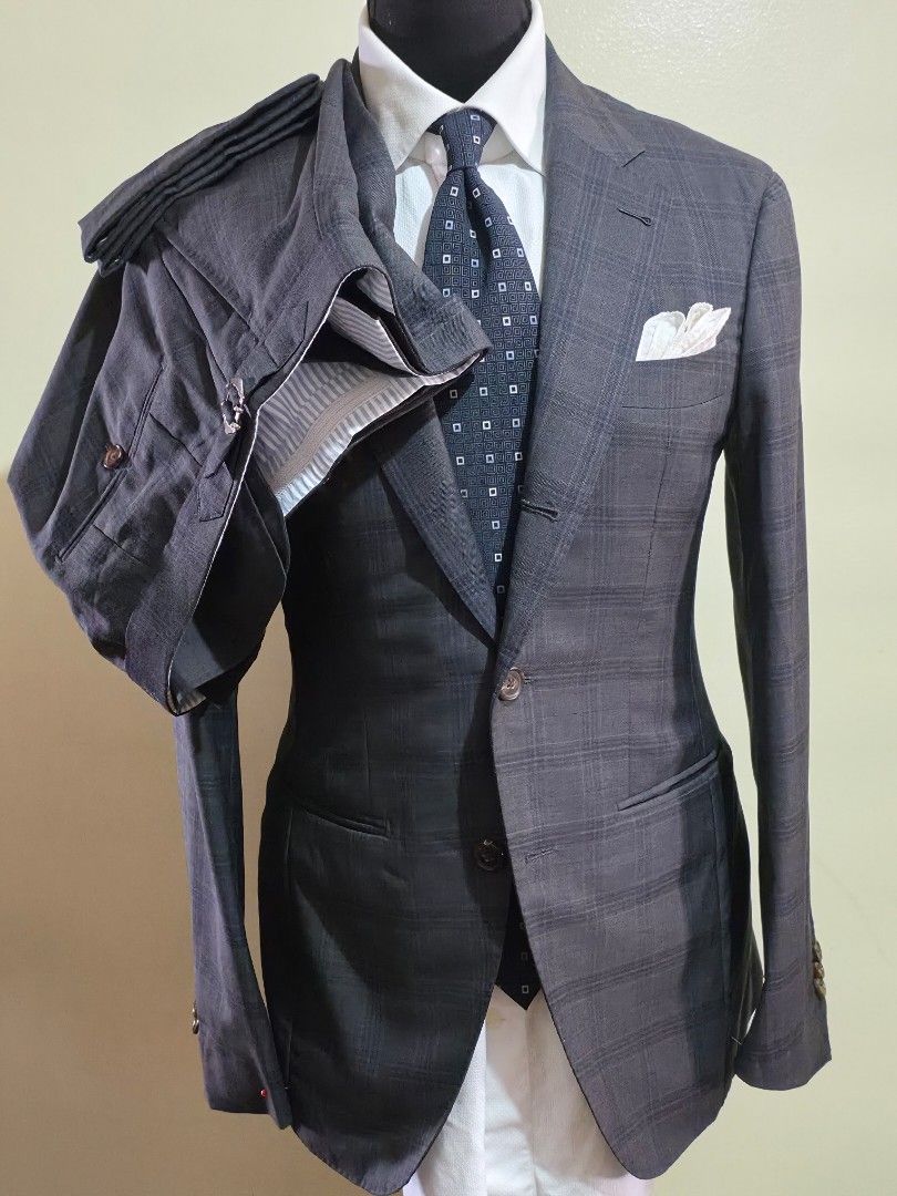 Suit (bespoke Scabal fabric) (Category: Coats, Jackets and Outerwear) located in Baguio. Submitted by Th0p7 (Listing ID 1469428069, Image 1). Description: .