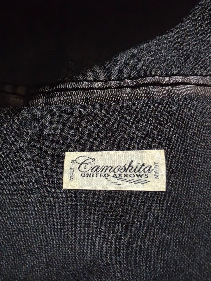Suit by Camoshita UA (Category: Coats, Jackets and Outerwear) located in Baguio. Submitted by Th0p7 (Listing ID 1469428518, Image 3). Description: .
