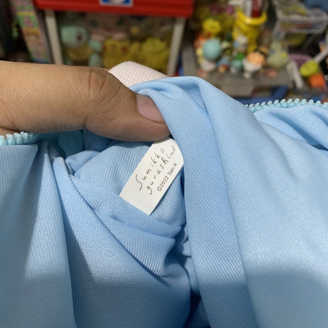 Sumikko Gurashi Tokage (Lizard) Plush Backpack (Category: Plushies & Soft Toys) located in Santa Maria. Submitted by stussystoo (Listing ID 1469503094, Image 3). Description: needs wash.