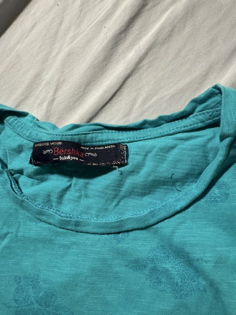 summer y2k bershka top (Category: Shirts) located in Manila. Submitted by toandfrou__ (Listing ID 1469437059, Image 2). Description: .