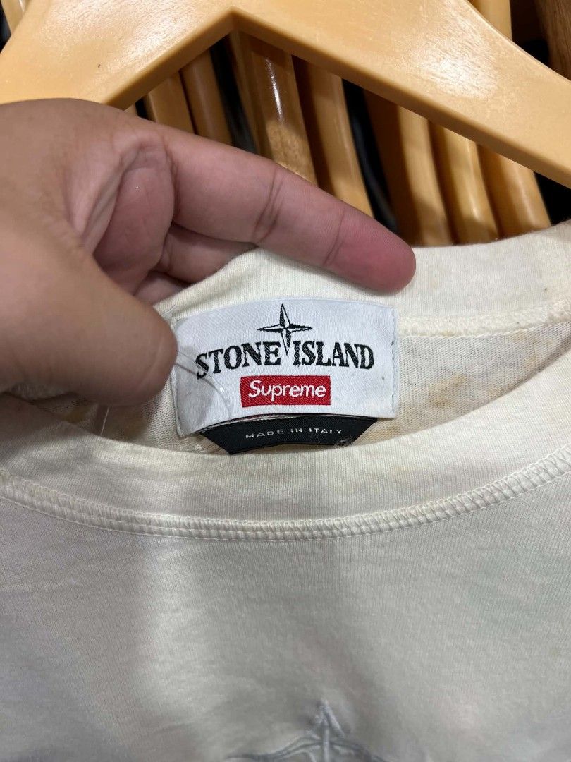 Supreme x Stone Island Embroidered Logo Tee (Category: Tshirts & Polo Shirts ) located in Urdaneta. Submitted by jayceegarage (Listing ID 1469547285, Image 2). Description: - Authentic Supreme x Stone Island collaboration - Color: Off-white with large tonal embroidered chest logo - Classic crew neck, short sleeves - Size: Medium - Includes inner collar tags and Certilogo code for verification.