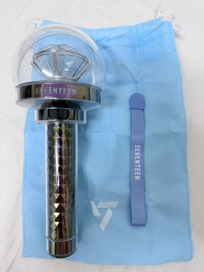 SVT LIGHT STICK VERSION 3 (Category: K-Wave Merchandise) located in Manila. Submitted by Kpopatmnl (Listing ID 1469518417, Image 2). Description: ON HAND USED ONCE DURING MANILA CONCERT + LSF.