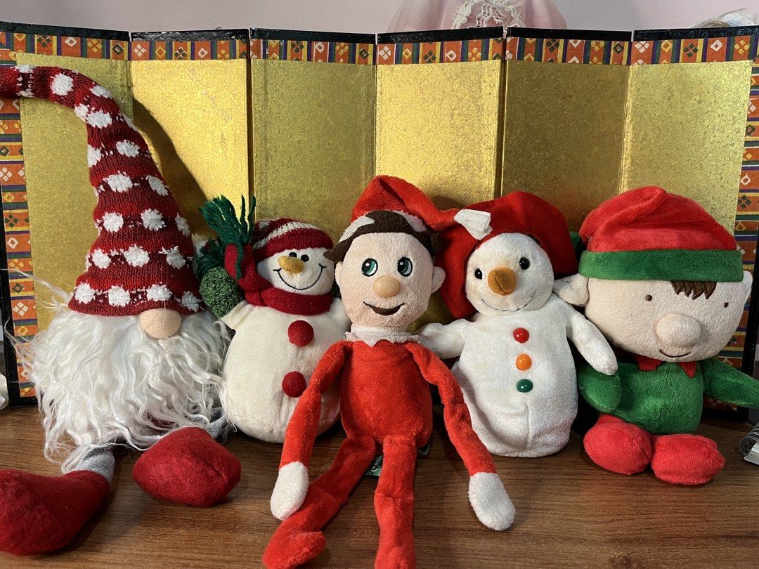Take All Assorted Christmas Plush Gnome Hat, Snowman & Elf Etc. (Category: Plushies & Soft Toys) located in Gapan. Submitted by lunashop14 (Listing ID 1469417480, Image 1). Description: - Set of 5 soft holiday plushies - Includes: tall red-hat gnome, 2 unique snowmen with scarves, floppy-limbed elf, and green-and-red elf doll - Made with clean, soft plush fabric - Ideal for festive home decor or holiday gifts - Sold as a bundle only.