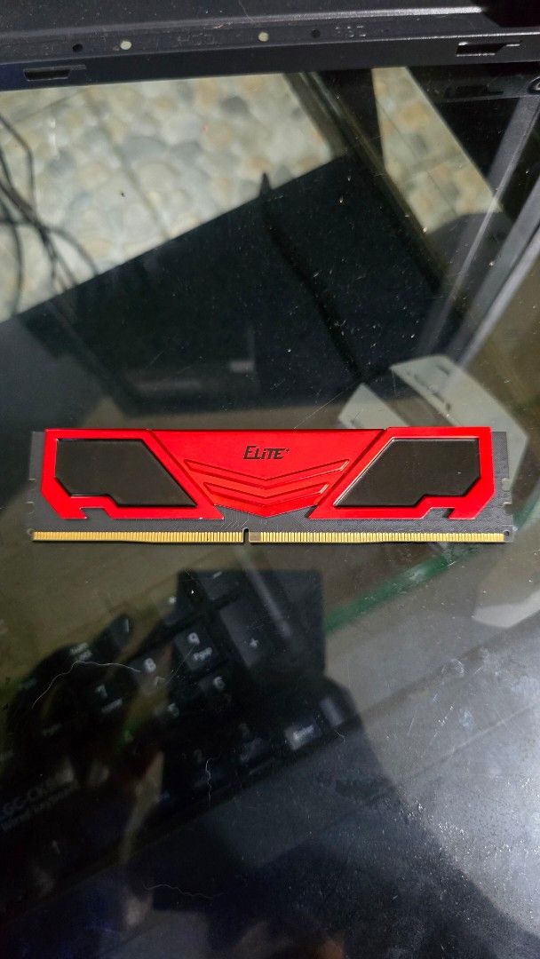 TeamGroup Elite+ 8GB DDR4 3200MHz RAM (Category: Computer Parts) located in Taguig. Submitted by mirasolant23659 (Listing ID 1469491548, Image 3). Description: - Capacity: 8GB DDR4 (Single stick) - Speed: 3200MHz (Runs stable at 3200MHz in BIOS) - Timings & Voltage: CL22-22-22-52, 1.2V - Aesthetics: Features a sleek red heatsink - Condition: Pulled from a working system, tested, and 100% fully working - Perfect for easy desktop memory upgrades or