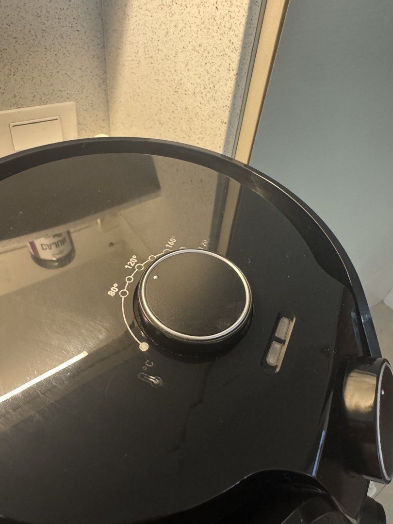 Tefal Airfryer (Category: Other Kitchen Appliances) located in Rizal. Submitted by jpspaceph (Listing ID 1469532586, Image 3). Description: 🌟 Condition: well used - no issues 🌟 RFS: Upgrade 🌟 SRP: 5-7k+ 🌟 no original box but i have a proper box for shipping :) 🌟 MOP: GCASH 🌟 NO MEET-UPS / Pick up available 🌟 Same-day delivery via Grab/Lalamove (buyer’s expense) .