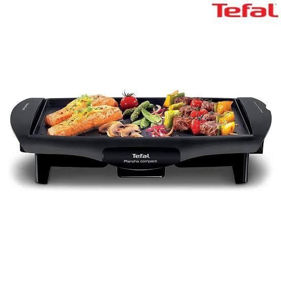 Tefal plancha Compact CB500 griller (Category: BBQ, Grills & Hotpots) located in Rizal. Submitted by zaldybanan (Listing ID 1469531187, Image 2). Description: 1800 watts, Plancha Cooking/ Griddle, non-stick coating surface, juice tray, adjustable thermostat, easy cleaning, vertical storage.