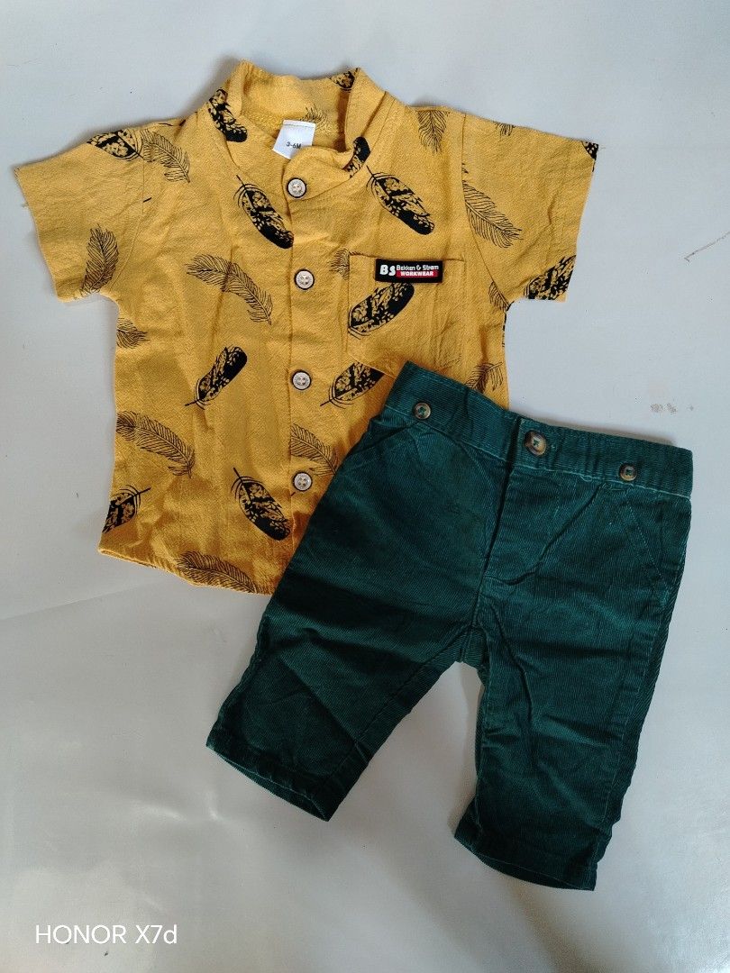 Terno for Boy 0-6m 18pcs Take all (Category: Babies & Kids Fashion) located in San Luis. Submitted by cknfaithtoysshop1831 (Listing ID 1469409094, Image 1). Description: Mostly Carter's Brand the rest H&m, Shein, etc.