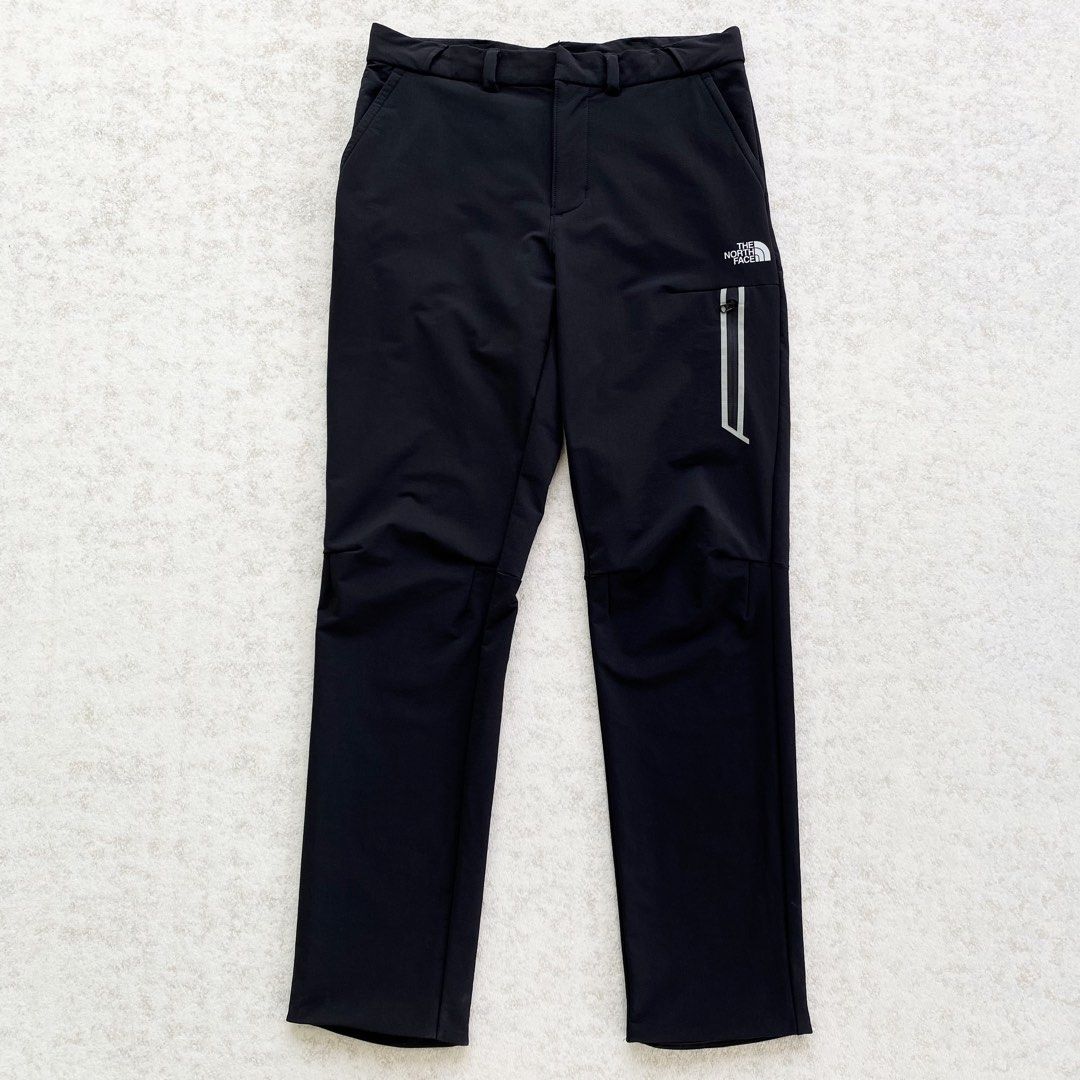 The North Face Waterproof Hiking Pants (Category: Activewear) located in Manila. Submitted by thrift3006 (Listing ID 1469500812, Image 2). Description: The North Face Hiking Pants Black - Waterproof Size 30-32w 41L Excellent condition ₱1,680+sf only🏷️ Loc baliwag bulacan 📍 Pm 📩.