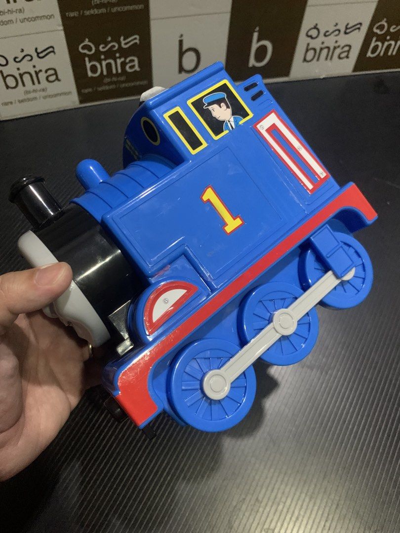 Thomas Train - Jumbo (Category: Kids Toys) located in Carmona. Submitted by bihira (Listing ID 1469451471, Image 2). Description: Thomas Train - Jumbo - WYSIWYG - As is / used condition.
