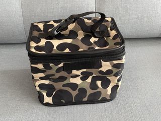 （分類：）位於 。 由 watapp_85293083393 提交（商品編號 1469416107，圖片 1）。簡介： 。