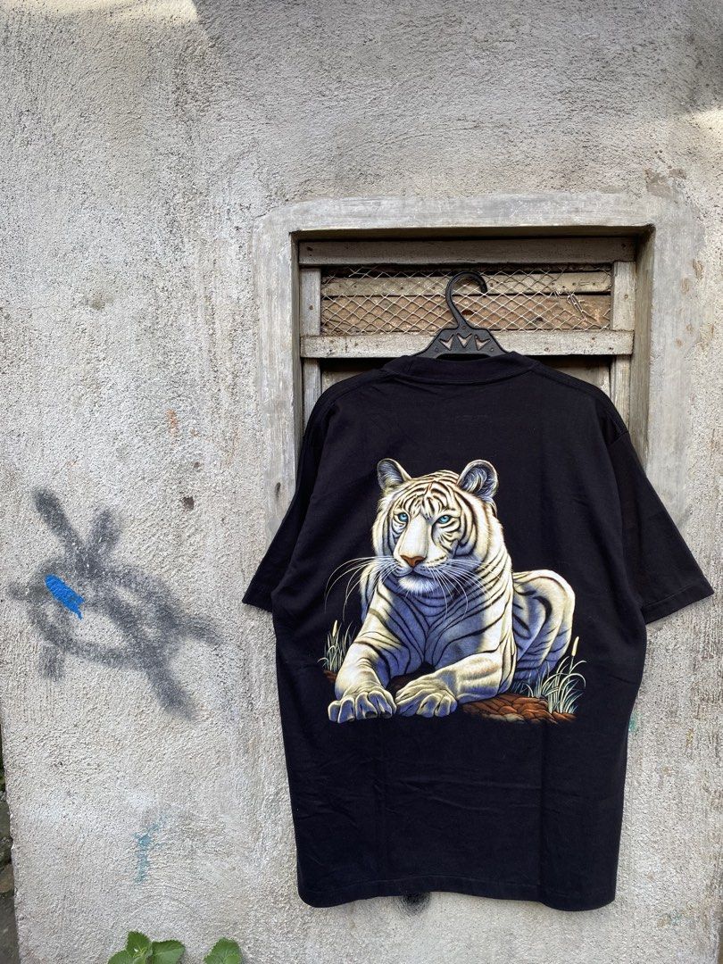 tigerrr (Category: Tshirts & Polo Shirts ) located in Naga. Submitted by oldstuffed.vtg-07 (Listing ID 1469495699, Image 3). Description: tiger tee 21/29 large excellent to new condition no flaws ₱499 shipped.