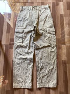 (Category: ) located in . Submitted by nasya_thrift_collection2023 (Listing ID 1469415222, Image 1). Description: .