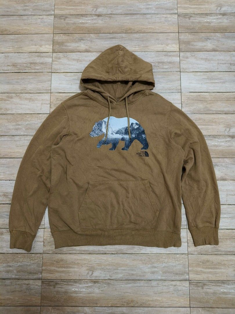 TNF hoodie (Category: Hoodies) located in Siniloan. Submitted by talktotheroses (Listing ID 1469425123, Image 1). Description: no issue.