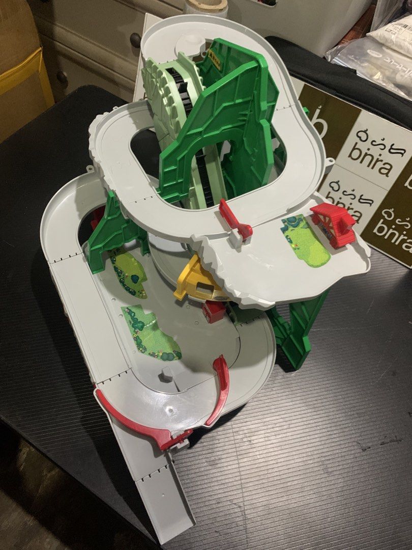 Tomica Mountain Drive Playset (Category: Interactive Toys) located in Carmona. Submitted by bihira (Listing ID 1469448366, Image 2). Description: Tomica Mountain Drive Playset - WYSIWYG - as is / no box - Tested working .