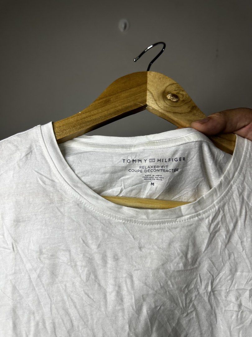 TOMMY HILFIGER (Category: Shirts) located in Molave. Submitted by thriftmate13 (Listing ID 1469476906, Image 2). Description: .